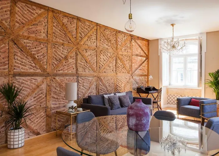 Alfama Baixa Spacious And Bright Blends The Historic And The Contemporary 2 Bedrs & 2 Bathrs Ac 18th Century Building شقة *