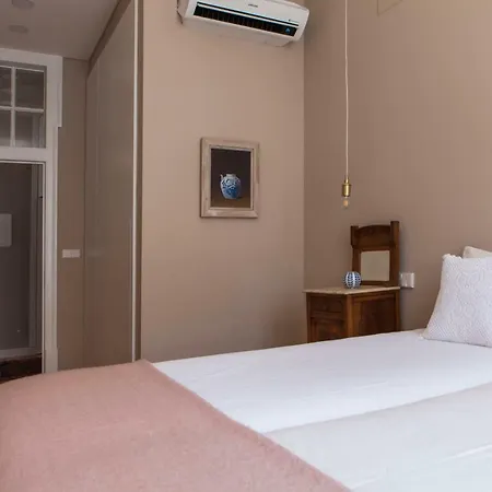 Alfama Baixa Spacious And Bright Blends The Historic And The Contemporary 2 Bedrs & 2 Bathrs Ac 18th Century Building Apartmán Lisboa